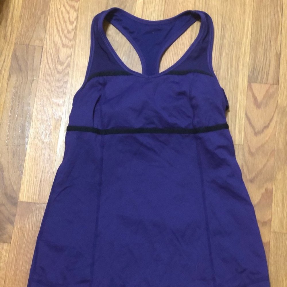 ❌SOLD❌Lululemon workout racerback purple sz 4❌SOLD❌